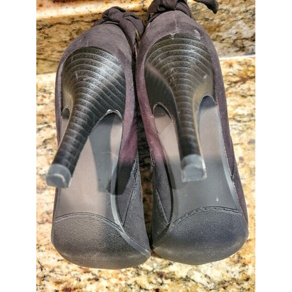 NWOB New Direction High Heeled Side Zip Black Boots w/Bow Tie Back, 6.5M - Picture 4 of 15